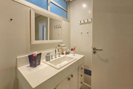 Apartamento para alugar com 173m², 3 quartos e 1 vagabanheiro da suíte 