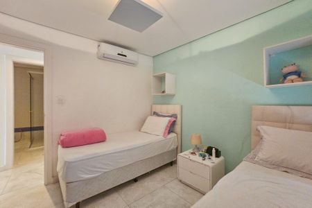 Apartamento para alugar com 173m², 3 quartos e 1 vagaQuarto 1