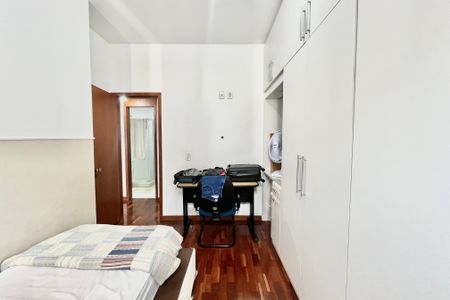 Apartamento à venda com 83m², 3 quartos e 2 vagasQuarto 2