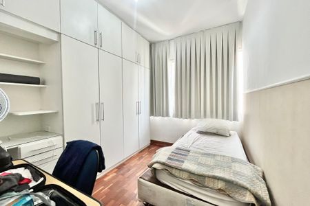Apartamento à venda com 83m², 3 quartos e 2 vagasQuarto 2