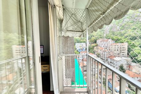 Apartamento à venda com 83m², 3 quartos e 2 vagasVaranda sala 