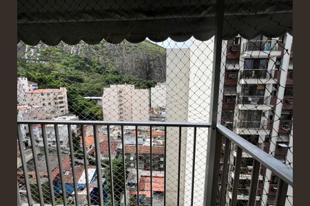Apartamento à venda com 83m², 3 quartos e 2 vagasVaranda suite 