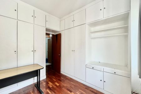 Apartamento à venda com 83m², 3 quartos e 2 vagasQuarto 1