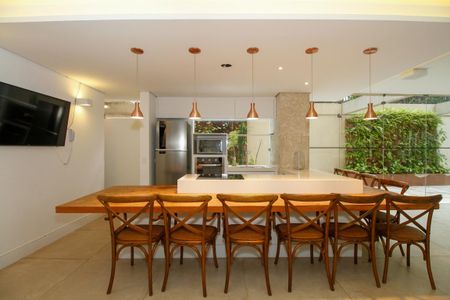 Apartamento à venda com 130m², 3 quartos e 1 vagaÁrea Comum - Salão de Festas