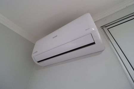 Quarto 1 de apartamento para alugar com 2 quartos, 45m² em Shopping Park, Uberlândia