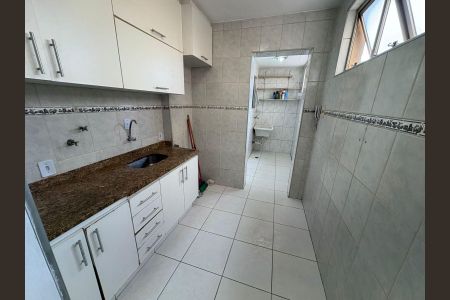 Cozinha de apartamento à venda com 2 quartos, 56m² em Jardim Iracema, São Paulo