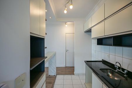 Apartamento para alugar com 69m², 2 quartos e 2 vagasCozinha