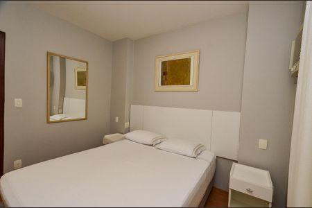 Quarto  de apartamento à venda com 1 quarto, 29m² em Savassi, Belo Horizonte