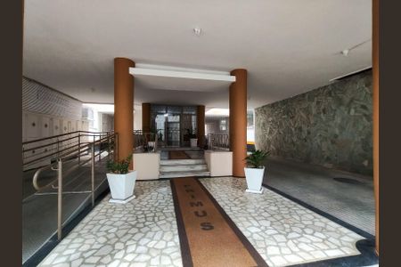 Apartamento à venda com 68m², 2 quartos e 1 vagaFachada e portaria