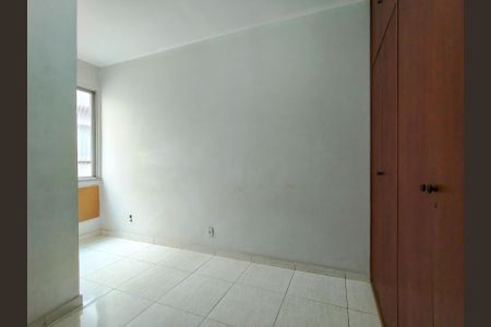 Apartamento à venda com 68m², 2 quartos e 1 vagaQuarto 2