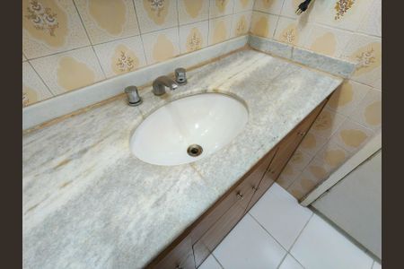 Apartamento à venda com 68m², 2 quartos e 1 vagaBanheiro Corredor