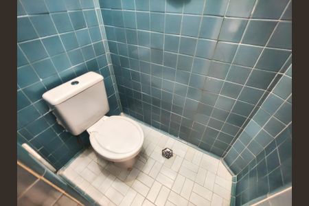 Apartamento à venda com 68m², 2 quartos e 1 vagaBanheiro de serviço