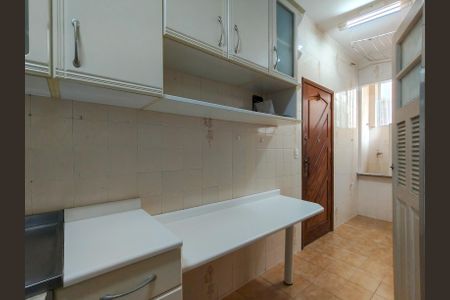 Apartamento à venda com 68m², 2 quartos e 1 vagaCozinha e Área de Serviço