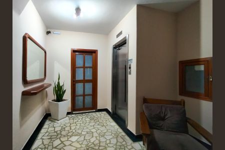 Apartamento à venda com 68m², 2 quartos e 1 vagaFachada e portaria