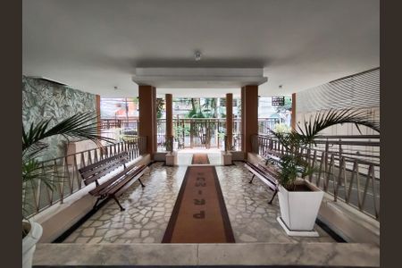 Apartamento à venda com 68m², 2 quartos e 1 vagaFachada e portaria