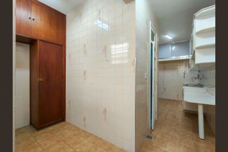 Apartamento à venda com 68m², 2 quartos e 1 vagaCozinha e Área de Serviço