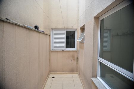 Apartamento à venda com 63m², 2 quartos e 1 vagaÁrea de Serviço