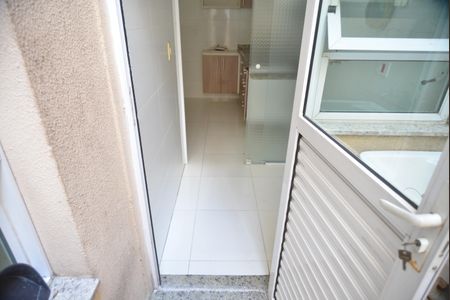 Apartamento à venda com 63m², 2 quartos e 1 vagaÁrea de Serviço