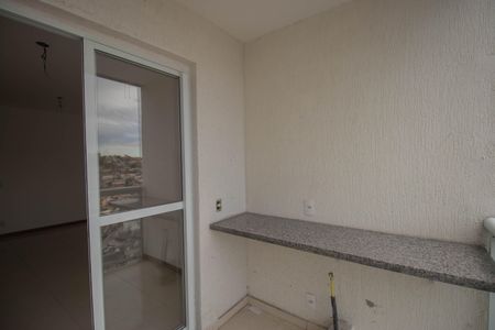 Varanda da Sala de apartamento para alugar com 3 quartos, 80m² em Mutondo, São Gonçalo