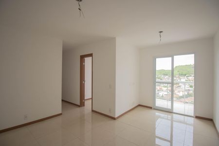 Sala de apartamento para alugar com 3 quartos, 80m² em Mutondo, São Gonçalo