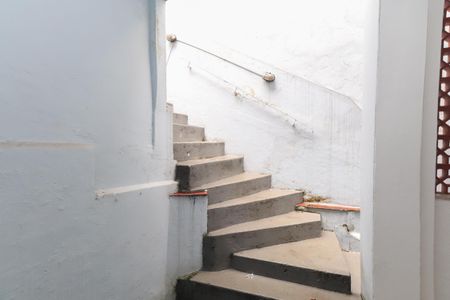 Casa à venda com 200m², 4 quartos e 1 vagaEscada