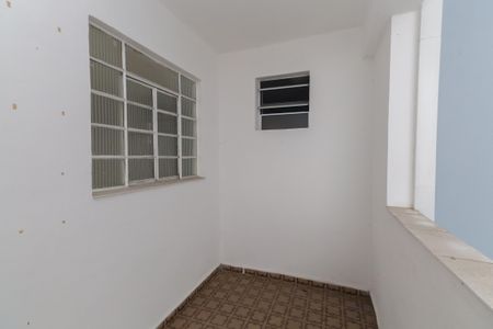 Casa à venda com 200m², 4 quartos e 1 vagaQuintal