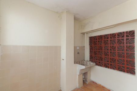 Casa à venda com 200m², 4 quartos e 1 vagaÁrea de Serviço