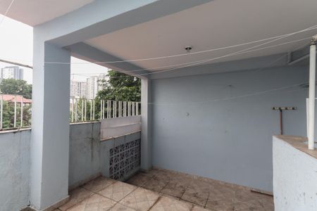 Casa à venda com 200m², 4 quartos e 1 vagaQuintal