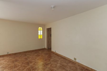 Casa à venda com 200m², 4 quartos e 1 vagaSala