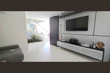 Casa de Condomínio para alugar com 4 quartos, 333m² em Residencial Park I, Vespasiano