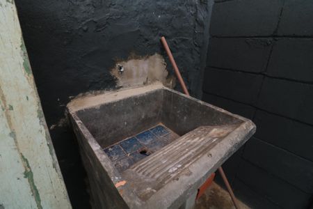 Casa para alugar com 25m², 1 quarto e sem vagaÁrea de Serviço