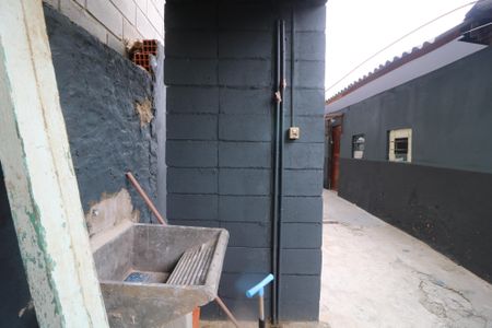 Casa para alugar com 25m², 1 quarto e sem vagaÁrea de Serviço