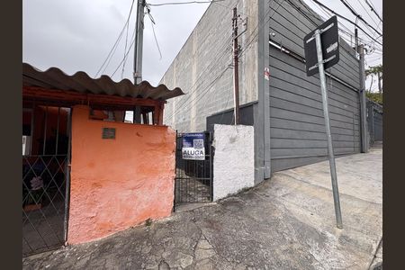 Casa para alugar com 25m², 1 quarto e sem vagaFachada