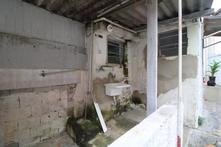 Casa para alugar com 25m², 1 quarto e sem vagaÁrea de Serviço