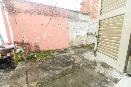 Vista do Quarto  de casa para alugar com 1 quarto, 25m² em Vila Taquari, São Paulo