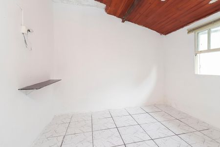 Quarto de casa para alugar com 1 quarto, 25m² em Vila Taquari, São Paulo
