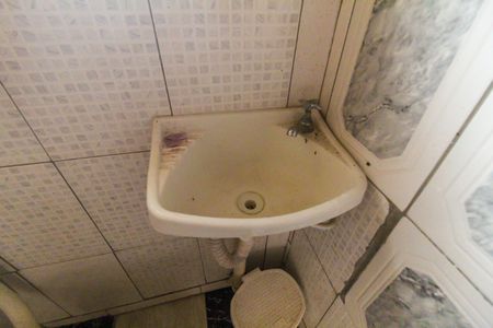 Casa para alugar com 25m², 1 quarto e sem vagaBanheiro