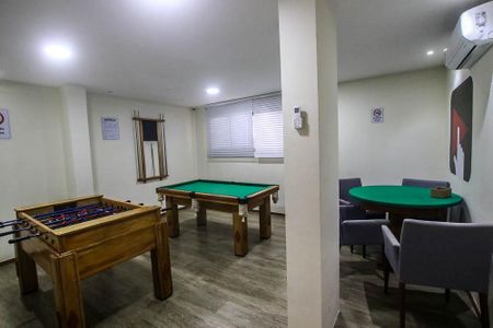 Apartamento para alugar com 57m², 2 quartos e 1 vaga