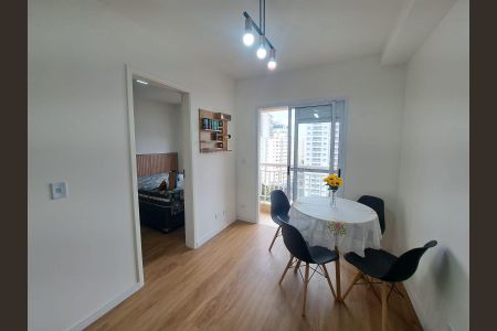 Sala de apartamento para alugar com 2 quartos, 41m² em Vila Osasco, Osasco