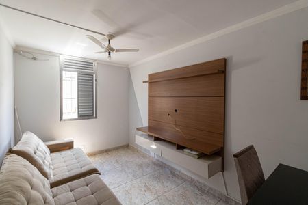 Sala de apartamento à venda com 2 quartos, 57m² em Conjunto Residencial José Bonifácio, São Paulo