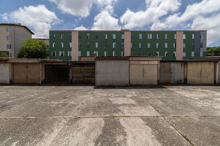 Vista Quarto 1 de apartamento à venda com 2 quartos, 57m² em Conjunto Residencial José Bonifácio, São Paulo