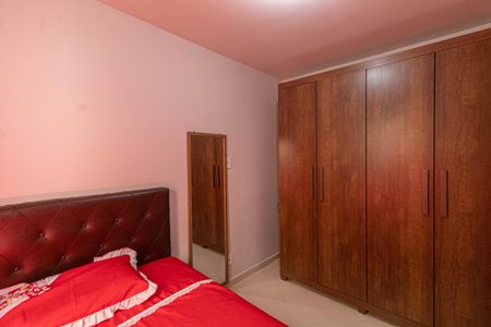 Casa de condomínio à venda com 44m², 2 quartos e 1 vagaQuarto 1