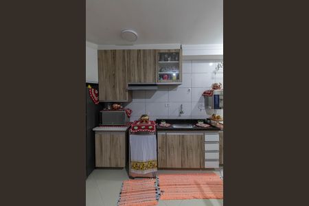 Casa de condomínio à venda com 44m², 2 quartos e 1 vagaSala/Cozinha/Área de Serviço 