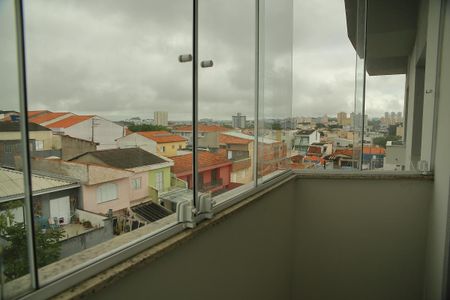 Sala- Varanda  de apartamento para alugar com 2 quartos, 68m² em Vila Marchi, São Bernardo do Campo