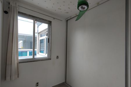 Apartamento à venda com 241m², 4 quartos e 2 vagas Apartamento à venda com 241m², 4 quartos e 2 vagasQuarto 3 - Armários