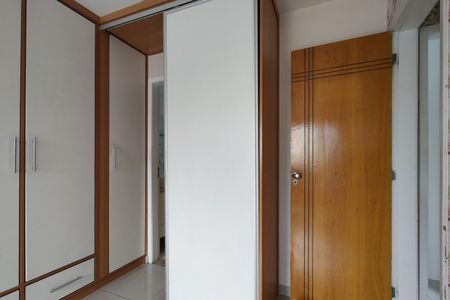 Apartamento à venda com 241m², 4 quartos e 2 vagas Apartamento à venda com 241m², 4 quartos e 2 vagasQuarto 4 - Suíte