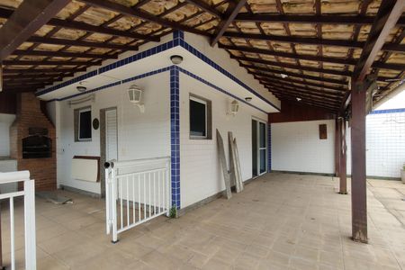 Apartamento à venda com 241m², 4 quartos e 2 vagas Apartamento à venda com 241m², 4 quartos e 2 vagasCobertura