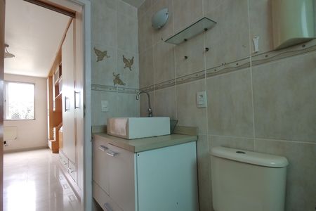 Apartamento à venda com 241m², 4 quartos e 2 vagas Apartamento à venda com 241m², 4 quartos e 2 vagasBanheiro da Suíte