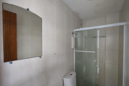 Apartamento à venda com 241m², 4 quartos e 2 vagas Apartamento à venda com 241m², 4 quartos e 2 vagasBanheiro de Serviço