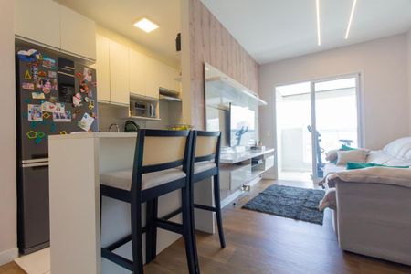 Apartamento à venda com 65m², 2 quartos e 1 vagaSala